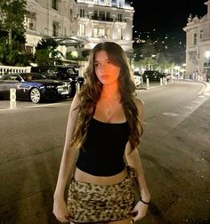 #rphelp Night Out Inspo Pics, College Club Outfits, London Clubbing Outfit, Night Poses Instagram, Day Club Outfit, Insta Pics At Night, Party Outfit Night Club Going Out, Outfits Asian, Viral Aesthetic