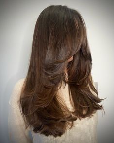 Butterfly Hairstyle, Blonde Layered Hair, Butterfly Haircut, Hair Tint, Straight Hair Cuts, Hair Advice