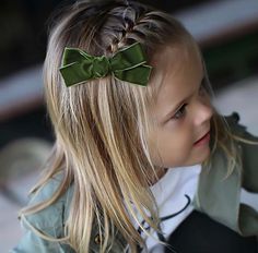 Cute Easy School Hairstyles, Easy School Hairstyles, School Hairstyles For Short Hair, Toddler Hairstyles Girl Fine Hair, Bow Hairstyles, Easy Toddler Hairstyles, Girl Hairdos, Cute Toddler Hairstyles, Easy Little Girl Hairstyles