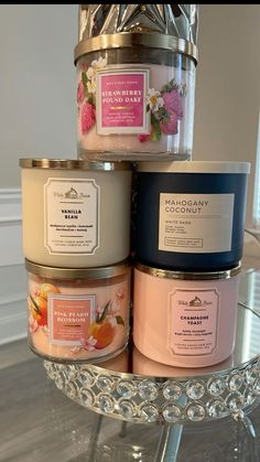 Cake Scented Candles, Tangerine Essential Oil, Sweet Candles, Pound Cake With Strawberries, Bath Body Works Candles, Homemade Marshmallows, Room Scents