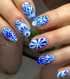 Greek Inspired Nail Art, Greek Vacation Nails, Electric Blue Nail Art, Ceramic Nails Design, Greek Tile Nails, Greek Style Nails, Casa Azul Nails, Greek Inspired Nails, Electric Blue Nails Design