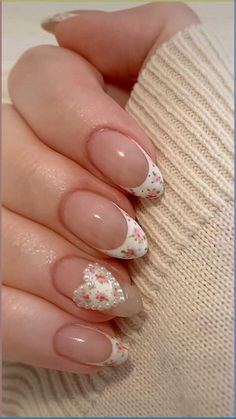 Coquette Valentines Day, Coquette Valentines, Cute Simple Nails, Girly Acrylic Nails, Spring Nail Designs, Really Cute Nails, Soft Nails, Kawaii Nails, Pretty Nail Art