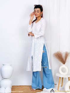 Handmade Dress For Women, Short Kurtis, Chikankari Kurta, Chikankari Kurti, Straight Kurti, Lucknowi Chikankari, White Kurta, Designer Studio, Handmade Dress