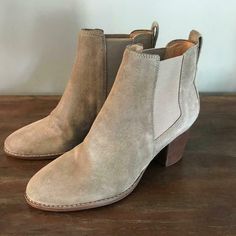 New Madewell $178 The Regan Boot In Suede 7-M Wet Pebble Gray Brown J8434 Shoes Per Madewell, Please Note: These Boots May Feel Snug At First, But We Recommend Ordering Your Normal Sizeor Going Up A Half Size If You Want To Wear Them With Thicker Socks Or You're Between Sizes. 4 1/2" Shaft Height (Based On Size 7). 2 1/2" Heel. Suede Upper. Leather Lining. Man-Made Sole. Madewell Shoes, Thick Socks, Pebble Grey, Shoes Heels Boots, Madewell, Chelsea Boots, Heeled Boots, Shoes Women Heels, Ankle Boot