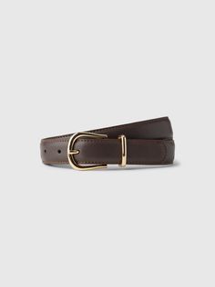 Smooth vegan leather belt.  Gold round buckle at front.  Width: 1" For more fit and sizing info, check out our Size Guide. Brown Belts Women, Simple Belts, Brown Belt Outfit, Belts Brown, Gift Wishlist, Girls Belts, Belt Gold, Brown Belt, Christmas 2024