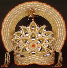 Mukut Design Handmade, Indian Crown, Krishna Mukut, God Jewellery, Headgear Fashion, Make India, Brass Diyas, Ombre Wallpaper Iphone, Puja Items