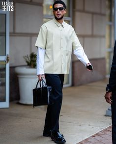 League Fits, Nba Drip, Classy Outfits Men, Football Fashion, Devin Booker, Aesthetic Fashion, Smart Casual, Classy Outfits, Everyday Outfits