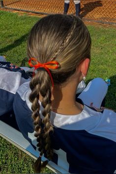 Cute Hair For Baseball Game, Cute Race Day Hair, Hairstyles For A Pool Party, Hair Styles For Cheerleaders, Volley Hairstyles, Hairstyles For Camping, Races Hair, Meet Hairstyles, Race Day Hair