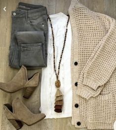 Look Boho Chic, Stitch Fix Outfits, Neutral Outfit, Winter Mode, Petite Jeans, Clothes And Accessories