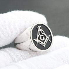 Master Mason Blue Lodge Ring - Silver & Black Metals Type: Sterling Silver Item Weight: 15 grams Gender: Unisex We ship worldwide to 185 countries! Please allow 1-2 business weeks for your order to arrive. Blue Lodge Masonic Rings, Masonic Jewelry, Crown Cap, Masonic Ring, Types Of Rings, Design Model, Ring Silver, Metal Stamping, Sterling Ring