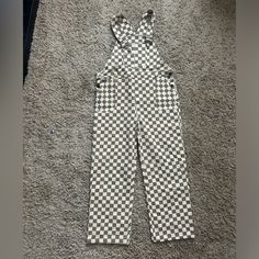 Nwt, Roolee Kids Size 13/14 Peter Kavinsky Checkered Overalls! So Cute And Wish They Fit Me, But A Little Too Small. Any Questions Please Ask Xx. Checkered Overalls, Peter Kavinsky, Kids Bottoms, Size 13, So Cute, Overalls, White, Color