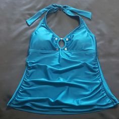 Nwt Calvin Klein Deep Teal Tankini Top Size Small O-Ring In Center With Four Logo Studs Halter Style Tie At Neckline Ruching Down Each Side Tummy Control Panel Built-In Bra With Removable Pads Tankinis 2000s, Calvin Klein Blue Swimwear For Summer, Elegant Fitted Turquoise Tops, Elegant Light Blue Top For Beach, Calvin Klein Blue Tops For Summer, Tankini Aesthetic, Country Jeans, Mcbling Fashion, Clothes Y2k