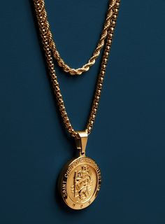 Mens Jewelry Gold Chain, Mens Gold Chains, Saint Christopher Necklace, Men's Necklace Gold, Mens Accessories Vintage, Gold Necklace For Men, Necklace Set Gold, St Christopher Necklace, St Christopher Medal