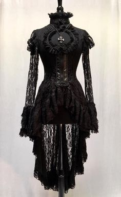 Anastasia Dress, Gothic Images, Gothic Mode, Victorian Fashion Dresses, Victorian Goth, Goth Dress, Vintage Gowns, Punk Outfits, Gothic Dress