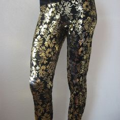 Victoria's Secret Pink Yoga Legging Gold Floral Print Shine Like A Star L Legging Look Great With High Heels As Well As Boots Leggings Feature Perfect Hidden Pocket Color: Gold / Black Due To Many Factors: Lightning, Computer Setting Etc. The Color Of The Actual Item May Slightly Differ From Presented Images. 87 % Cotton & 13 % Elastane, Medium ( M ) Total Length - 35.5 - 36 Inches Inseam - 27.5 Inches Waist - 31 - 30 Inches Rise - 9.5 - 10 Inches Limited Edition Gold Stretch Leggings For Party, Metallic Fitted Leggings For Party, Black Footless Leggings For Party, Fitted Leggings For Party, Fitted Party Leggings, Tight Footless Bottoms For Party, Vs Pink Outfit, Paisley Leggings, Vs Leggings