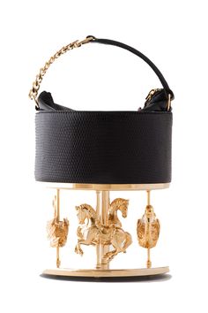 La grande dame black bag by Inés Figaredo #bag Fall Handbag Trends, Fall Handbags, Quality Handbags, Trending Handbag, Cute Purses, Unique Bags