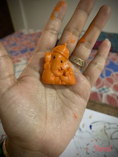 Mini Ganesha idol on palm Yt Studio, Designing Dress, Clay Cute, Ganesha Drawing, 17 Birthday, God Idols, 17th Birthday Ideas, Clay Arts