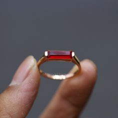 Hydro Red Garnet Ring, 18k Rose Gold Plated, 925 Sterling Silver Ring, Rectangular Bar Ring, Handmade Ring, Minimalist Ring, Wedding Gifts Metal: 925 Sterling Silver Gemstone : Garnet Stone Color : Red Stone Shape : Rectangular Stone Setting: Channel Benefits of wearing Garnet:- Those who can prosper by wearing the stone include people engaged in cosmetic trade, lottery sellers, share market dealers, professionals in film and television serial sectors and staff of chemical laboratories. People b Rectangular Stone Ring, Minimalist Rose Gold Ruby Ring For Gift, Minimalist Rose Gold Ruby Ring As Gift, Red Garnet Ring, Bar Ring, Garnet Ring, Garnet Stone, Ring Minimalist, Stone Setting