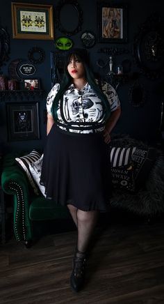 Goth Winter Outfits Plus Size, Plus Size Gothic Outfits, Professional Goth Work Outfits Plus Size, Alt Goth Outfits Plus Size, Gothic Plus Size Fashion, Business Casual Goth Plus Size, Plus Size Goth Outfit Ideas, Corporate Goth Outfits Plus Size, Plus Size Gothic Fashion