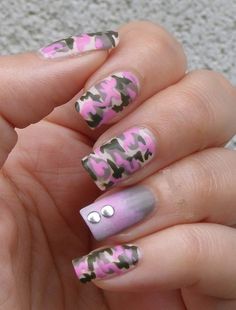 Pink Camo Nails, Camo Nail Art, Camo Nail Designs, Camouflage Nails, Fashion Nail Art, Camo Nails, Nail Art Gel, Matte Nails Design, Pretty Nail Art Designs