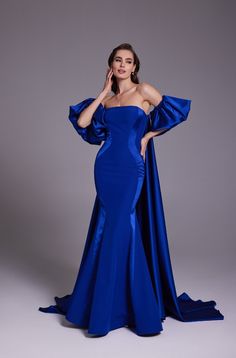 Crepe with satin silk long dress - Strapless - Mermaid lower cut - Tail bounded to the off shouldered detached sleeves Gown With Overskirt, Graceful Dress, Fouad Sarkis, Style Bleu, Mnm Couture, Off Shoulder Gown, Exquisite Gowns, Fancy Dresses Long, Indian Gowns Dresses