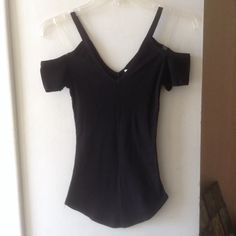 New Black V-Neck Ribbed Cold Shoulder Blouse Size: Small Full Length: 21"In. Fabric: 60% Cotton, 40% Polyester Trendy Black V-neck Top For Summer, Black V-neck Top For Spring, Casual Black V-neck Top For Night Out, Black V-neck Top For Night Out, Chic Black Stretch V-neck Top, Black Stretch V-neck Top With Short Sleeves, Cold Shoulder Blouse, Cold Shoulder, New Black