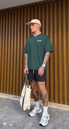 Crew Socks Outfit, Summer Drip, Men Aesthetic Outfits, Moda Academia, Sports Wear Fashion, Drippy Outfit, Streetwear Outfit Ideas, Outfit Streetwear