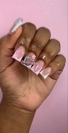 Nail Sets Black Women, Cute Pink Birthday Nails, Short Nail Sets, Pink Birthday Nails, Cute Pink Birthday, Acrylic Nail Set, Punk Nails, Glamour Nails