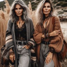 Lovely autumn cardigans for a boho island vibe look AI generated Boho Granola Style, Bohemian Winter Style, Hippie Style Winter, Boho Mom Outfits, Outfit Bohemio, Bohemian Style Winter, Boho Fall Outfits, Witchy Outfits