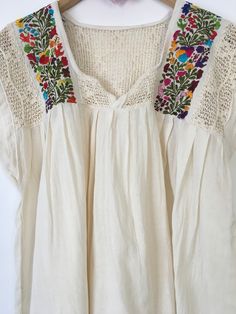 Mexican embroidered Top, size S,M,L,XL,XXL, Blouse Oaxaca, mexican tops for women, Mexican Embroidery Blouse, Mexican Clothing - Etsy Nederland Bohemian Crochet Top With Floral Embroidery For Spring, Spring Bohemian Crochet Top With Floral Embroidery, Bohemian Tops With Intricate Embroidery For Vacation, Summer Bohemian Tops With Embroidered Neckline, Bohemian Sleeveless Blouse With Intricate Embroidery, Bohemian Tops With Embroidered Neckline For Summer, Bohemian Beach Blouse With Intricate Embroidery, Bohemian Summer Peasant Top With Embroidered Neckline, Bohemian Peasant Top With Intricate Embroidery For Summer