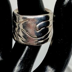 Beautiful Layered Bat-Ami Silver Ring 5 Rings, Jewelry Vintage, Womens Jewelry Rings, Silver Ring, Bat, Vintage Jewelry, Ring Size, Silver Rings, Women Jewelry