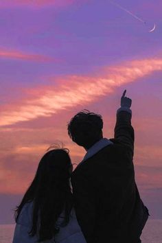 Best Couple Photography Ideas 2021 Couple Wallpaper Relationships, Aesthetic Couple, Instagram Photo Editing, Aesthetic Instagram Theme, Beautiful Nature Scenes, Couple Aesthetic, Cute Couple Pictures, Nature Scenes