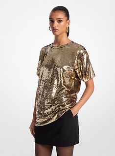 Turn up the shine on your favorite T-shirt. Allover sequins put a luxe spin on this oversized, borrowed-from-the-boys fit. It instantly elevates your favorite jeans. Sequin Tshirt, Boys Fits, Boy Fits, Michael Kors Collection, Leather Shops, Shine On, Turn Up, Oversized T Shirt, Oversized Tshirt