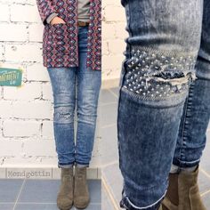 two pictures of the same person standing next to each other, both wearing jeans and boots