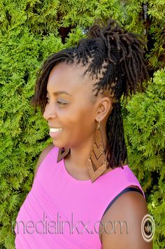 Black Hairstyles With Color, Short Sisterlocks Styles, Short Sisterlocks, Hairstyles With Color, Microlocs Hairstyles, Hairstyles Volume, Volume Ponytail, Short Dreadlocks Styles