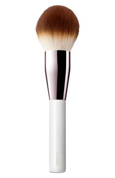 Laura Mercier Bronzer, Laura Mercier Powder, Stippling Brush, Powder Products, Ford Foundation, Best Makeup Brushes, Brush Type, Angled Brush, Contour Brush