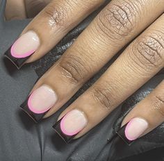 Short Vtip French Nails, Short Acrylic Nails For Braiders, Over Lay Nails, Short Exotic Nails, Baddie Short Acrylic Nails, Braider Nails, Women Nail Art, Long Coffin Nails