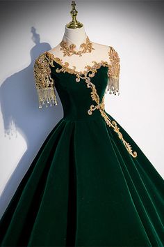 Gorgeous Dark Green A-line Long Formal Gown with Gold High Neck Green Ball Gown, Gaun Abad Pertengahan, Long Formal Gowns, Long Formal Dress, Fantasy Dresses, Beaded Prom Dress, Fantasy Gowns, Fairytale Dress, Formal Gown