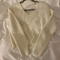 H&M Sweater. Nwot H&m White Winter Sweater, H&m White Spring Sweater, H&m White Sweater For Spring, Hm Sweater, White Cream, Cream White, Colorful Sweaters, H&m, Sweaters For Women