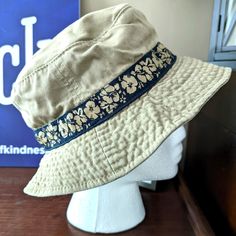 Tan Bucket Hat With Hawaiian Style Design. 100% Cotton. Nwot. Great Beach Hat Or Instagram Dancing A La Lisa Rinna. #Rhobh Vintage Adjustable Khaki Hat, Khaki Cotton Sun Hat For Beach, Khaki Cotton Sun Hat For The Beach, Khaki Brimmed Hat One Size Fits Most, Casual Khaki Bucket Hat With Flat Brim, Adjustable Casual Khaki Bucket Hat, Casual Khaki Brimmed Sun Hat, Beige Adjustable Casual Hat Bands, Casual Adjustable Khaki Bucket Hat