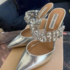 Brand New, Never Worn Silver Steve Madden Rhinestone Heels. Tried On Once. Size 7.5. Beautiful Shoes! Nude Stiletto Heels, Steve Madden Platform Heels, Black Lace Heels, Glitter Stilettos, Steve Madden Pumps, Snake Skin Shoes, Chunky Heel Booties, Nude High Heels, Sparkly Heels