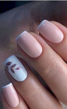 44 Stylish Manicure Ideas for 2019 Manicure: How to Do It Yourself at Home! Part 4; manicure ideas; manicure ideas for short nails; manicure ideas gel Cute Nail Polish, Pink Manicure, Fall Nail Art Designs, Pink Nail Art, Manicure Ideas, Short Acrylic Nails Designs, Gel Nail Designs, Cute Acrylic Nails