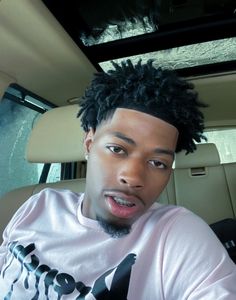 ♓︎𝗙𝙃 Taper Fade Afro, Black Man Haircut Fade, Black Boy Hairstyles, Boys Fade Haircut, Mens Twists Hairstyles, Hair Twists Black, Black Boys Haircuts