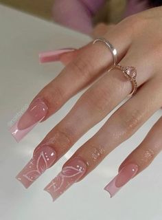 Simple Nail Art Neutral, Manicure Ideas No Acrylic, Cute Color Combinations For Nails, Nail Designs That Go With Everything, Pretty And Simple Nails, Cute Square Nails Long, Baby Pink Design Nails, Pretty Nails With Designs, Cute Long Nails Ideas Simple