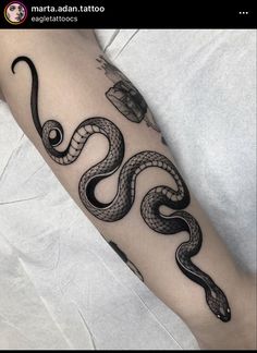 Snake tattoo Snake Around Arm Tattoo, Cover Ups Tattoo, Black Snake Tattoo, Snake Tattoo Design, Geometric Tattoo Design, Tattoo Machines, Beautiful Tattoo, Tattoo Equipment, Tattoo Cover