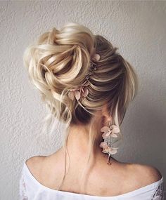 Classic Wedding Hair, Boho Styl, Elegant Wedding Hair, Peinados Recogidos, Bridal Hair Clip, Have Inspiration, Updo Hairstyles, Bridal Updo, Grad Dresses