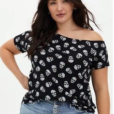 New With Tags. Off The Shoulder Tee Shirt With Skulls Design. 100% Cotton. Torrid Outfits, Rad Clothes, Off The Shoulder Tee, Personal Closet, Fitted Wedding Dress, Tankini Swim Tops, Black Skulls, Matches Fashion, Plus Size Swimwear