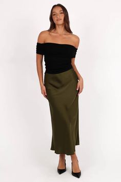 Nellie Satin Midi Skirt - Olive - Petal & Pup USA Satin Skirt Formal, Satin Midi Skirt Outfits Summer, Satin Midi Skirt Outfit, Midi Skirt Outfits Summer, Satin Dresses Long, Skirt Outfit Summer, Midi Skirts Summer, Satin Dresses Long Sleeve, Midi Skirt Outfit