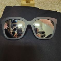 Bella Diff Sunglasses Color: Matte Black Mirror Polarized Sunglasses Nwt Great Sunnies For Travel, Vacation Or Everyday Use! Never Been Used No Blemishes Fast Shipping Questions? Leave A Comment Below! Gray Sunglasses With Mirrored Lenses, Casual Silver Cat Eye Sunglasses, Trendy Gray Sunglasses With Mirrored Lenses, Gray Mirrored Sunglasses For The Beach, Gray Mirrored Sunglasses For Beach, Casual Gray Sunglasses For Party, Party Sunglasses With Gray Mirrored Lenses, Diff Sunglasses, Diff Eyewear