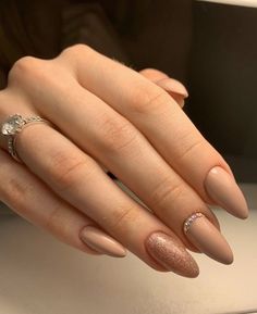 Classy Nail Designs, Neutral Nails, Chic Nails, Nail Extensions, Cute Acrylic Nails